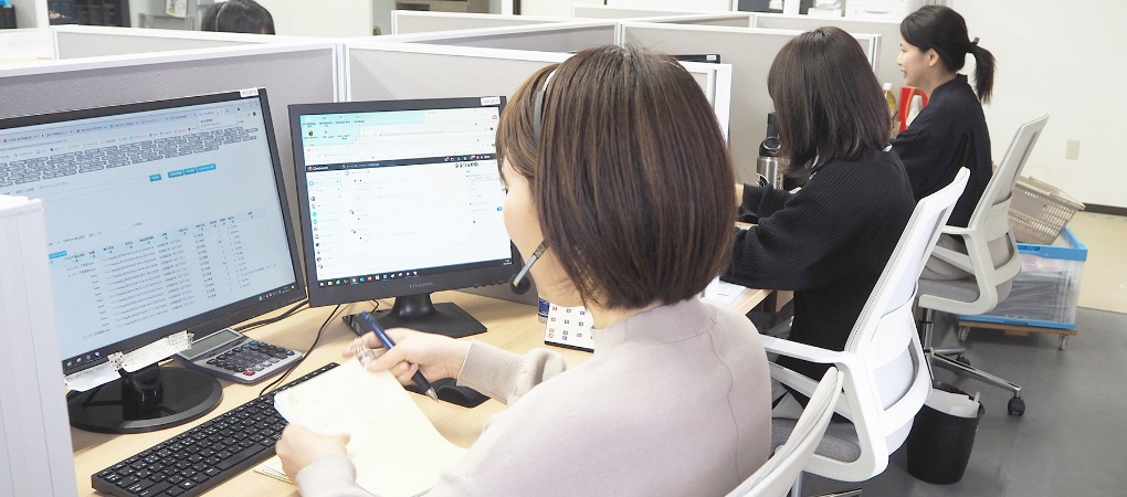 クラウドファンディング事業